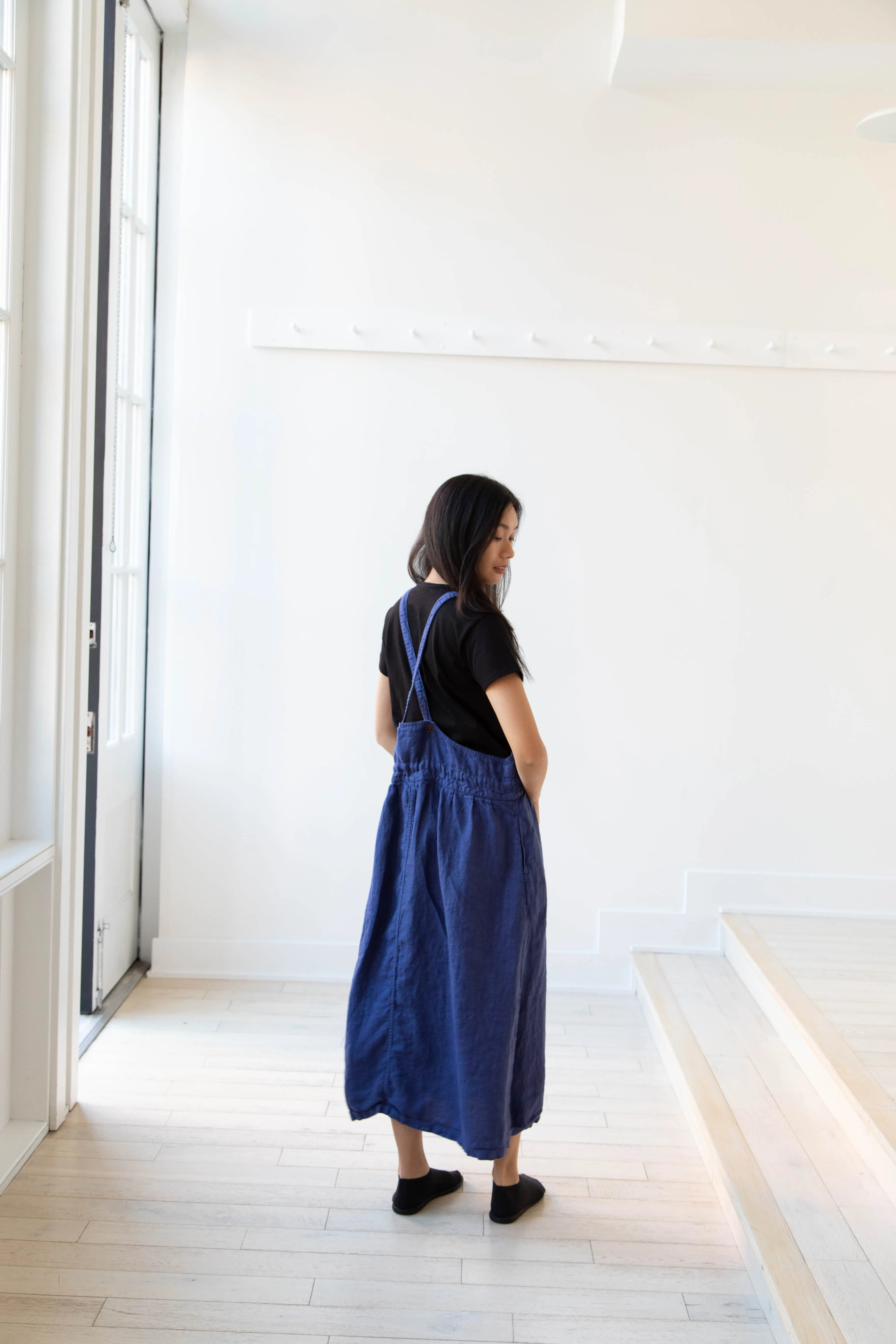 Armen | Linen Apron Dress in Blue