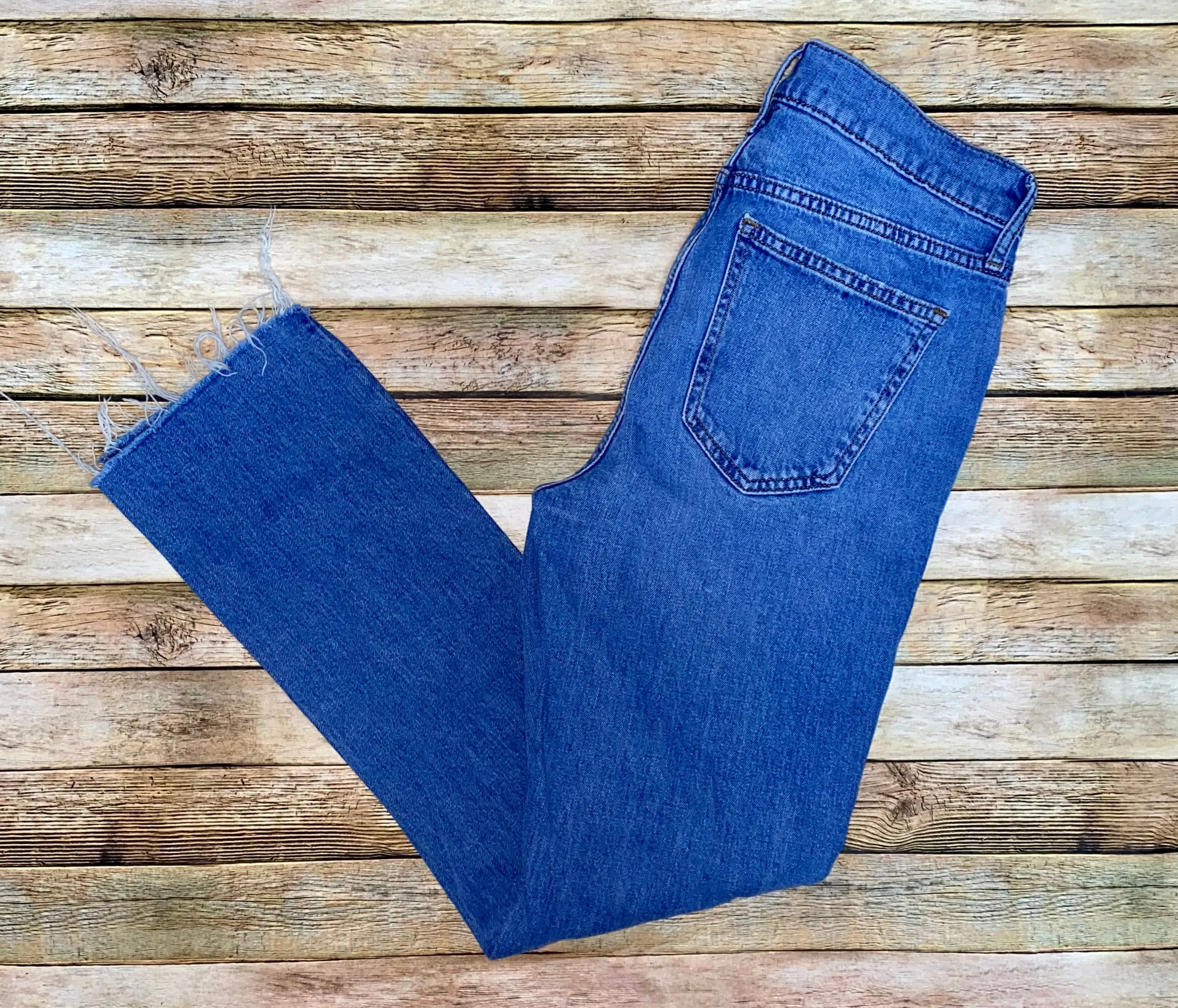 Old Navy Power Jean- (Size 2 TALL)