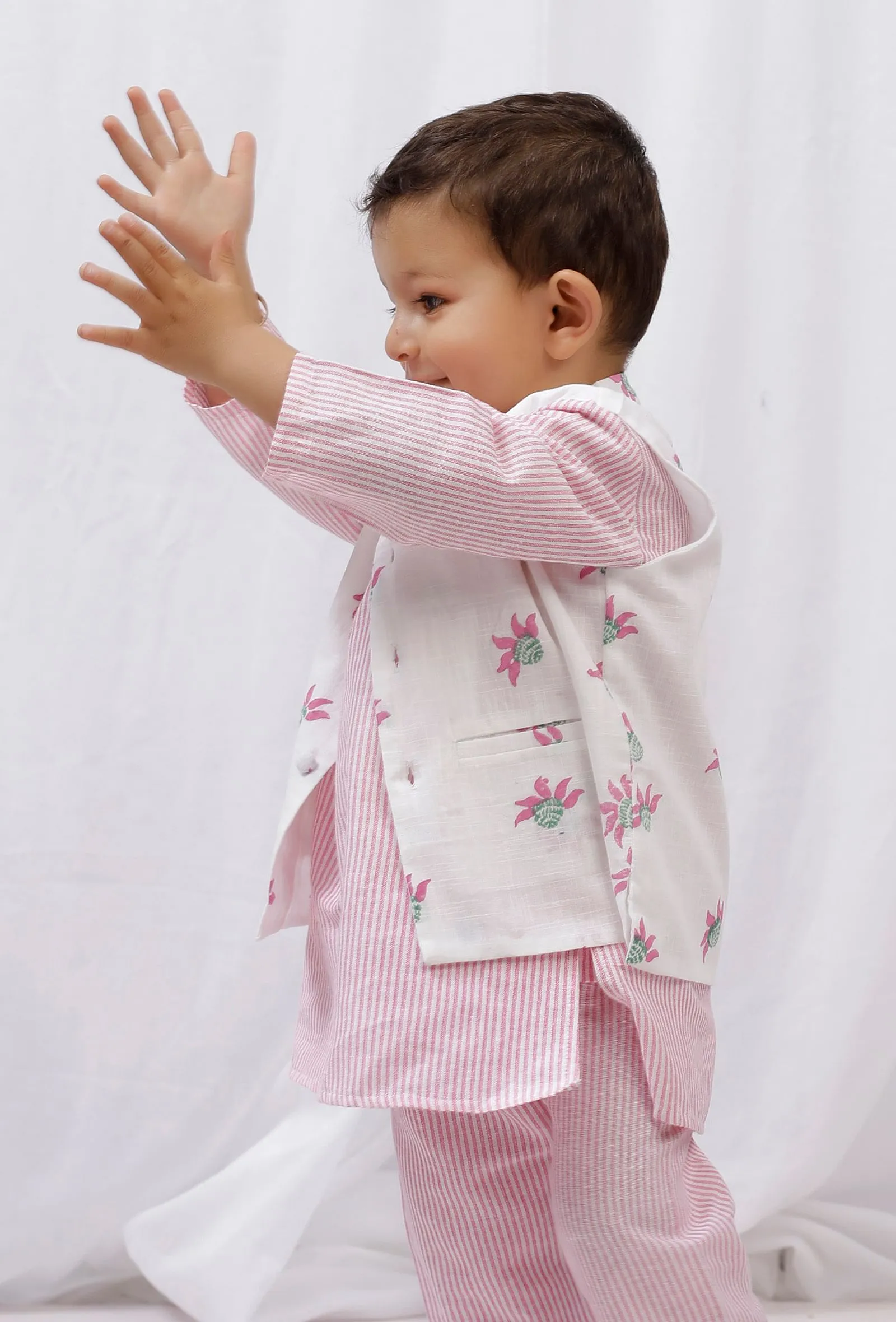 Pink and Green Block Printed Sleeveless Floral Nehru Cotton Sleeveless Jacket