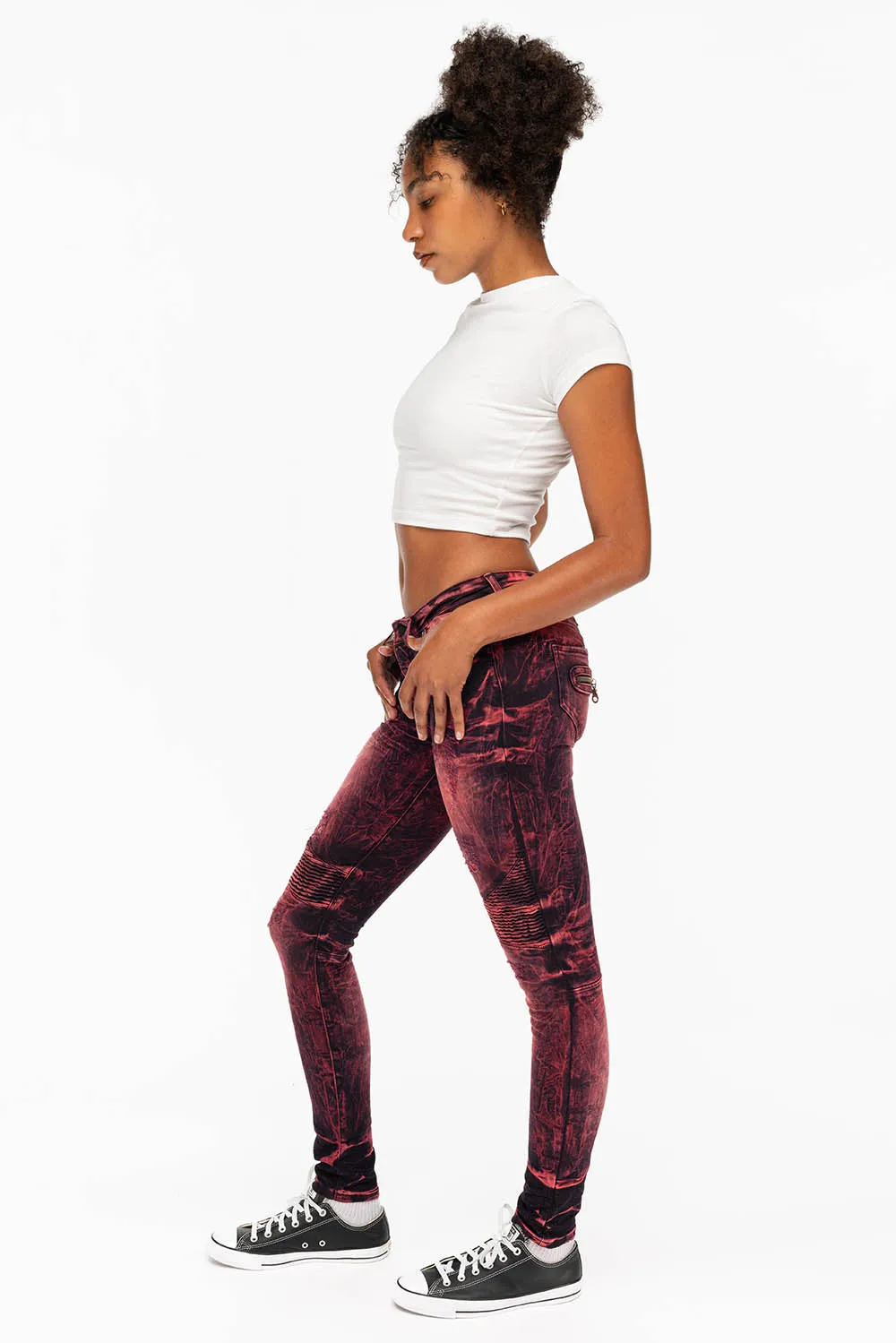 SKINNY WOMENS BIKER JEANS IN DISTRESSED DENIM IN YANKEE WASH